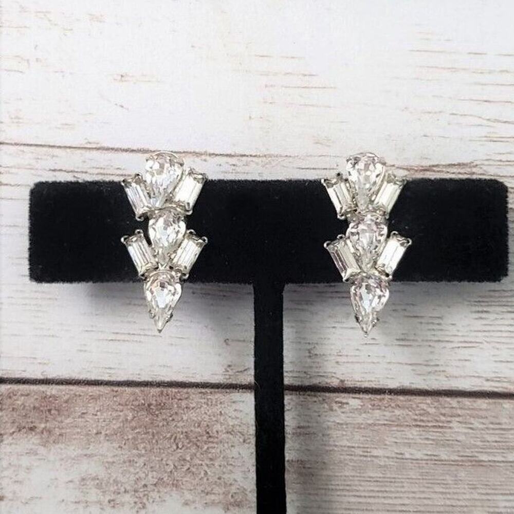 Vintage Screw Back Earrings - 1" Clear Gems Elegant - Teardrop & Baguette Cut
